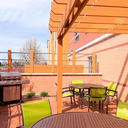 Springhill Suites Мидленд Экстерьер фото